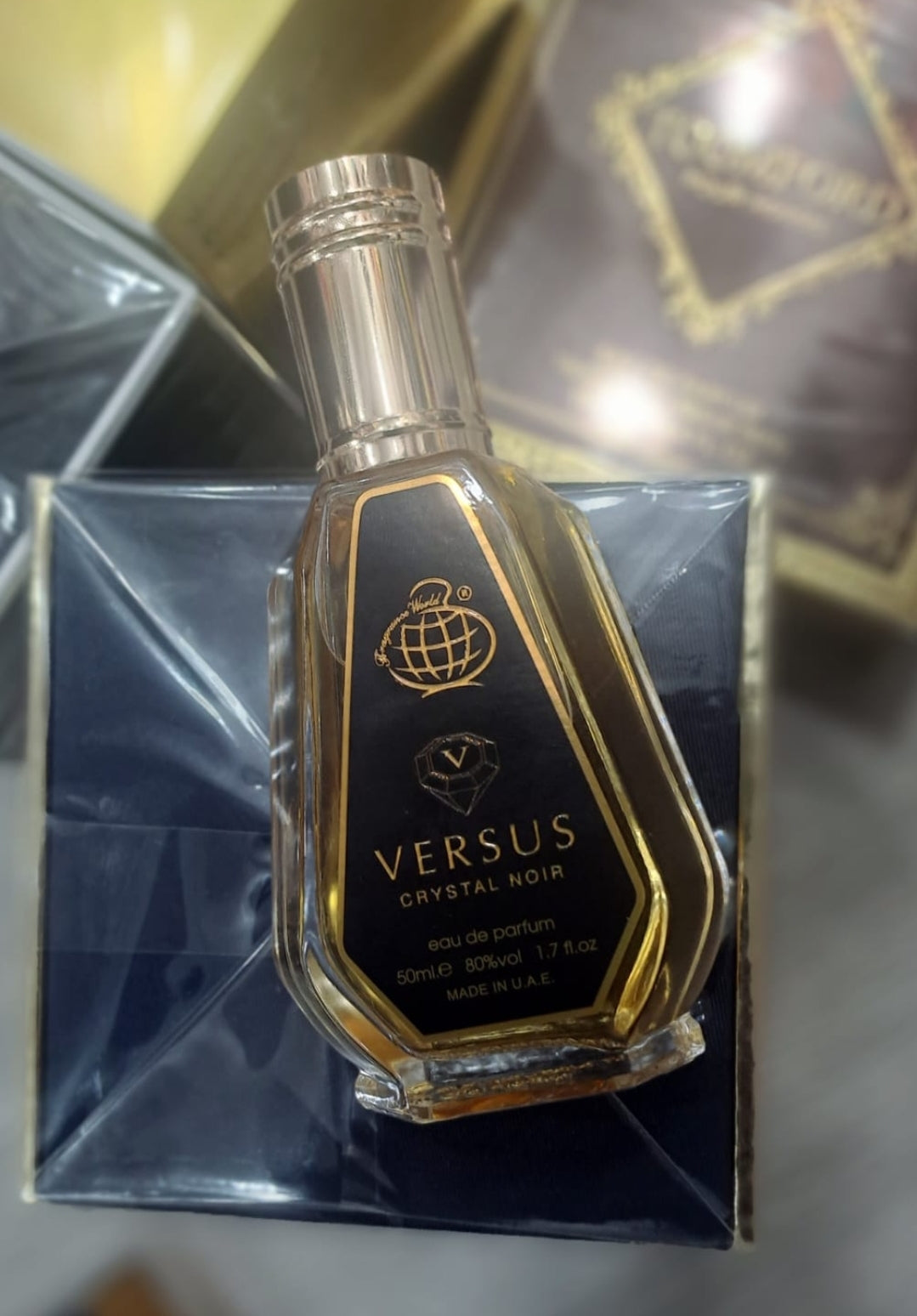 Versus Crystal Noir 50ml Fragranceworld - Perfume For Men